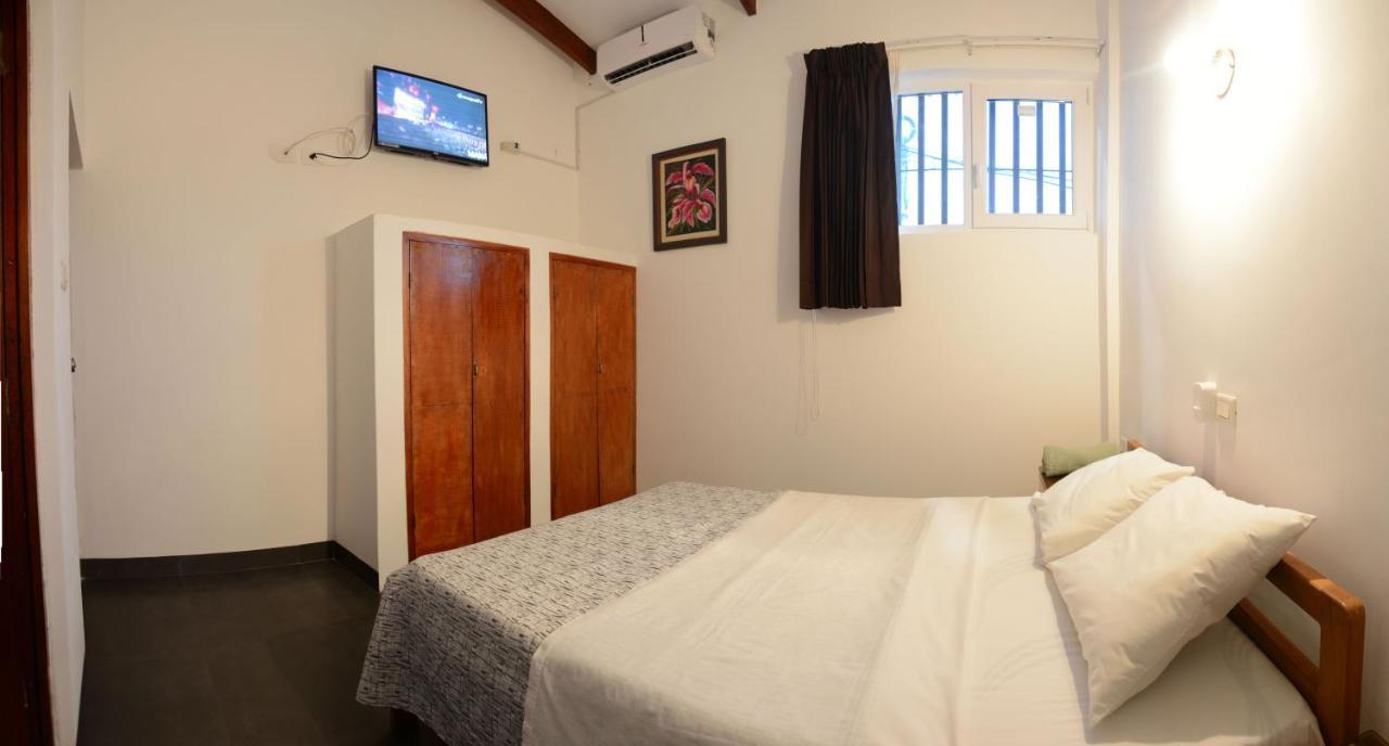Hostal Casa Blanca Tarapoto Exteriér fotografie